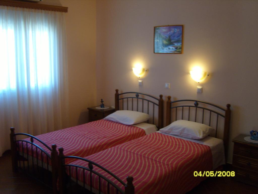 Elisabeth Villas Kerveli Pokoj fotografie